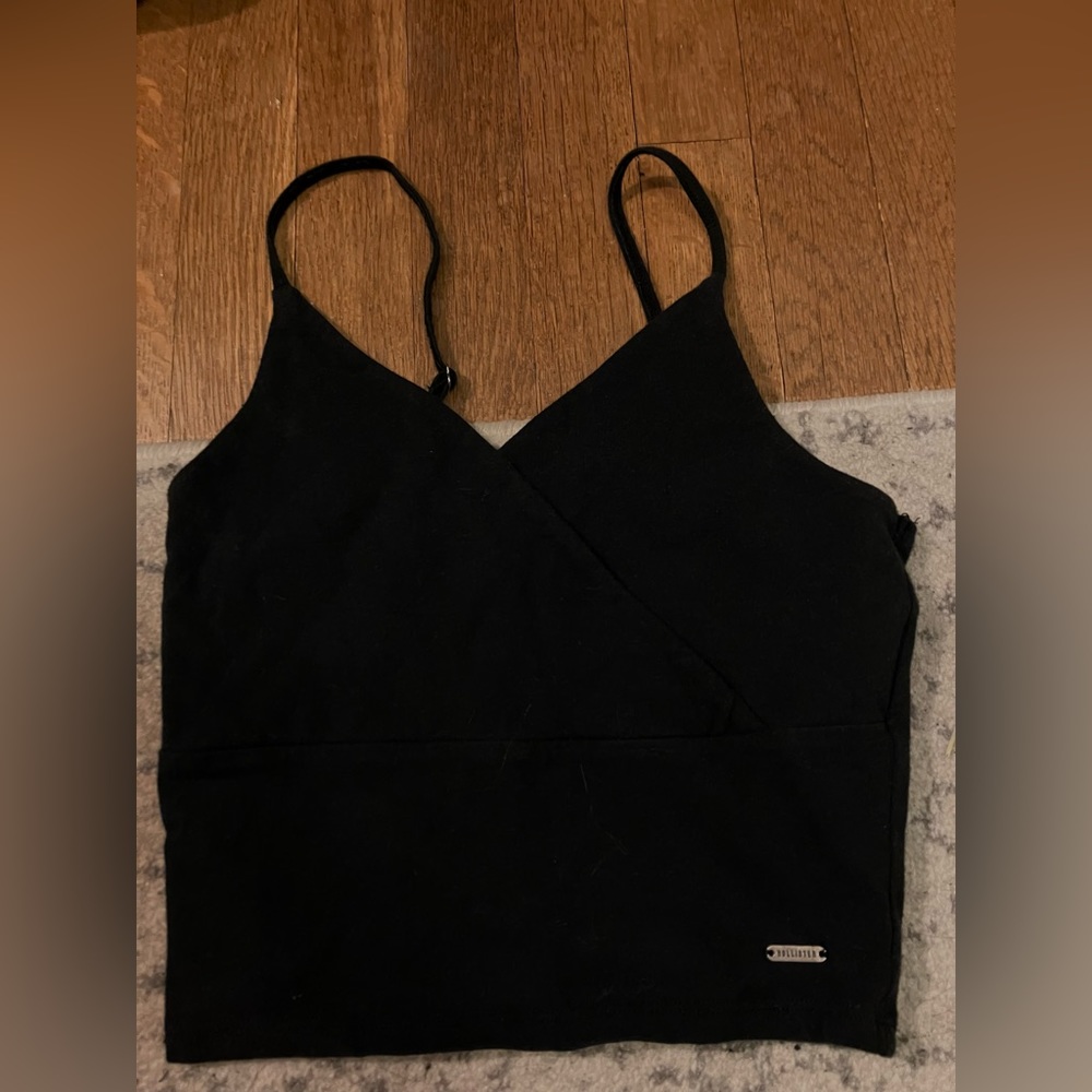 hollister cross over tank